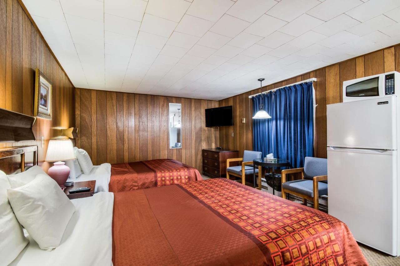 Highland Inn New Cumberland Eksteriør billede