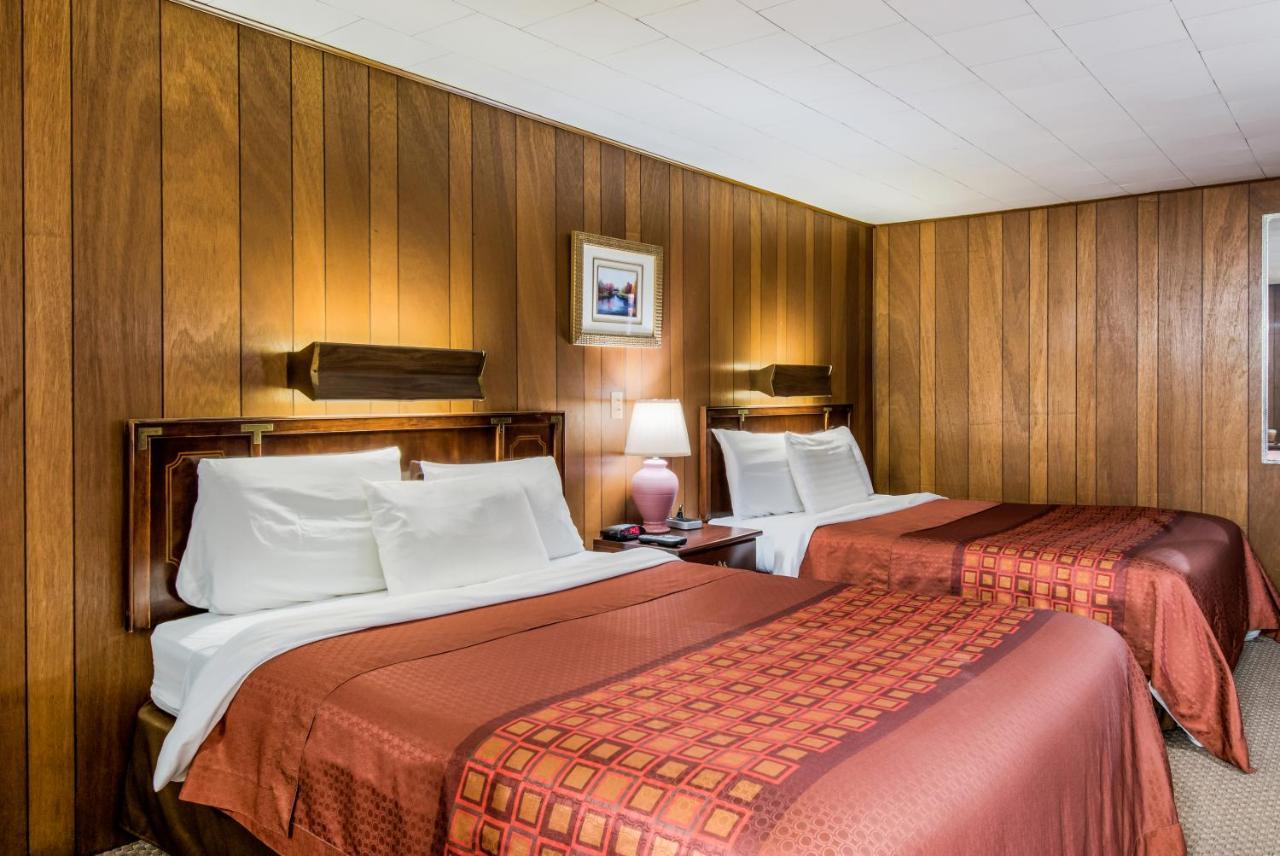 Highland Inn New Cumberland Eksteriør billede